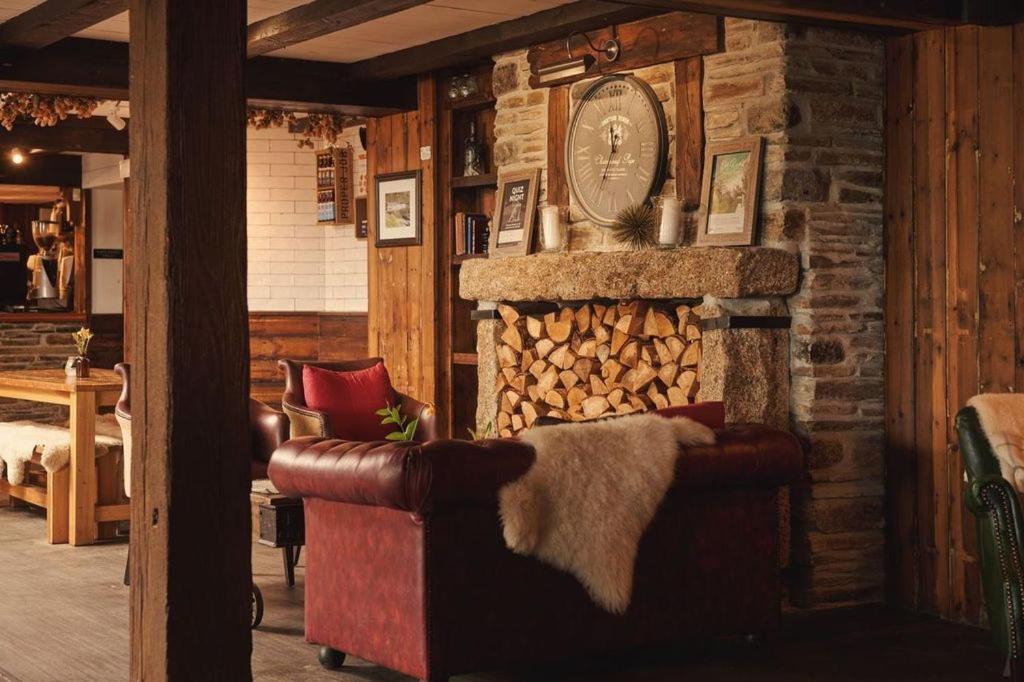 Port William Inn Тинтажель Экстерьер фото
